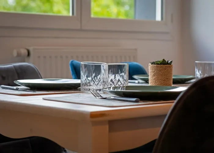 Solent Joli F2 Proche Jardin Des Plantes A 루앙